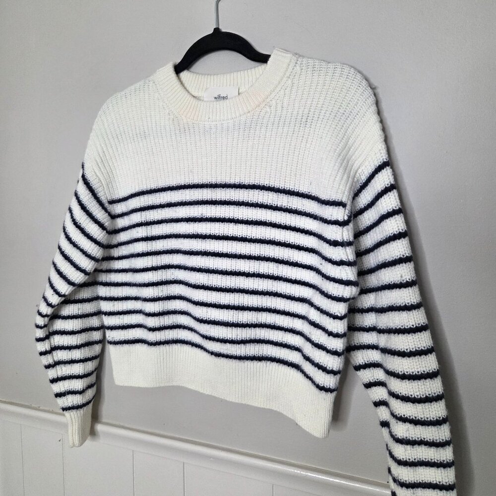 WILFRED Aritizia White Blue Stripe Wool Sweater